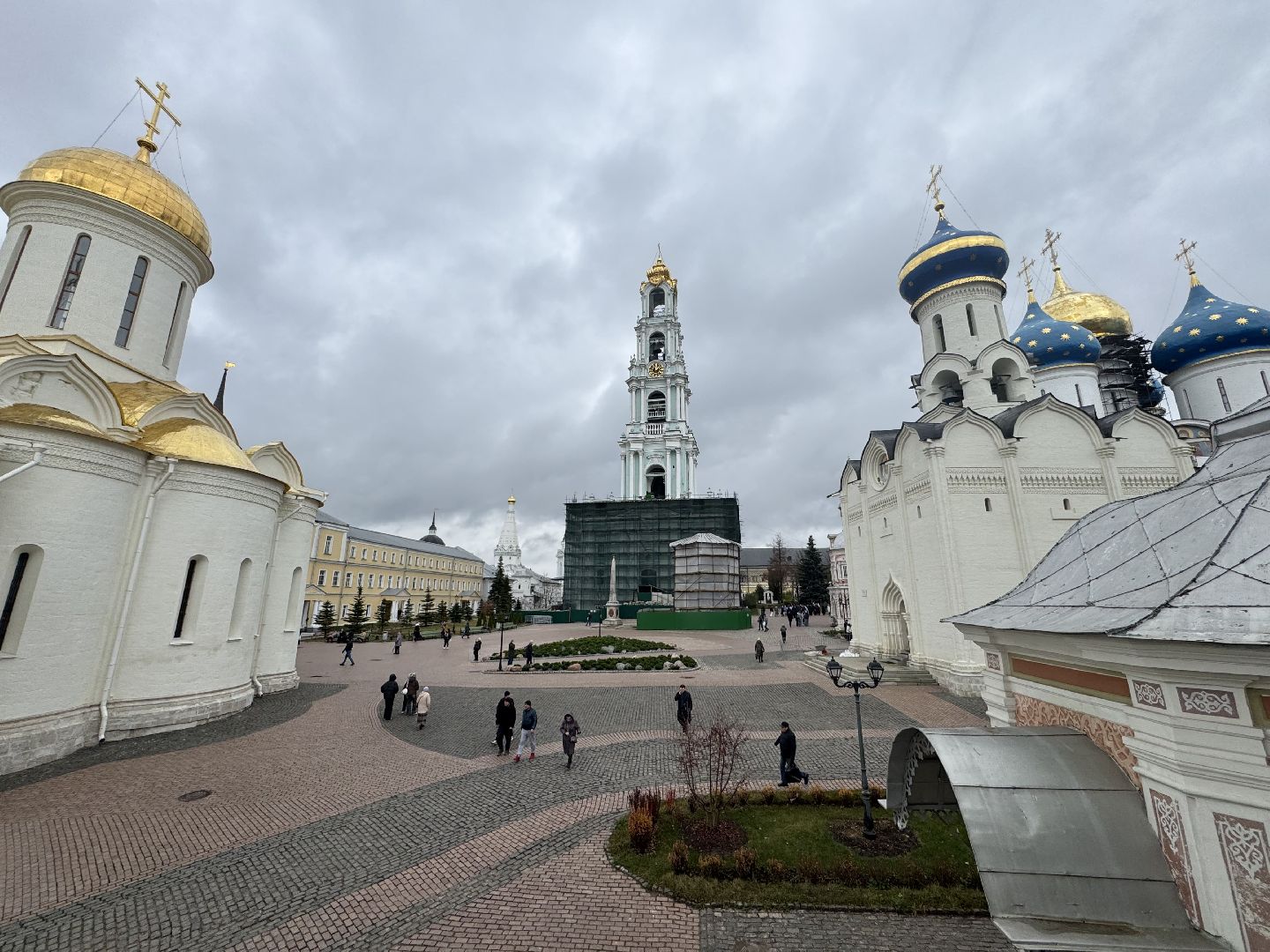 Сергиев Посад, Троице-Сергиева лавра, епископ Сергиево-Посадский и Дмитровский Кирилл ,