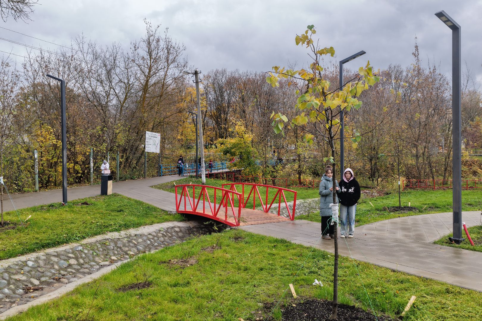 видео с коптера, пешеходная зона в щелкове, молодежная набережная щелково,