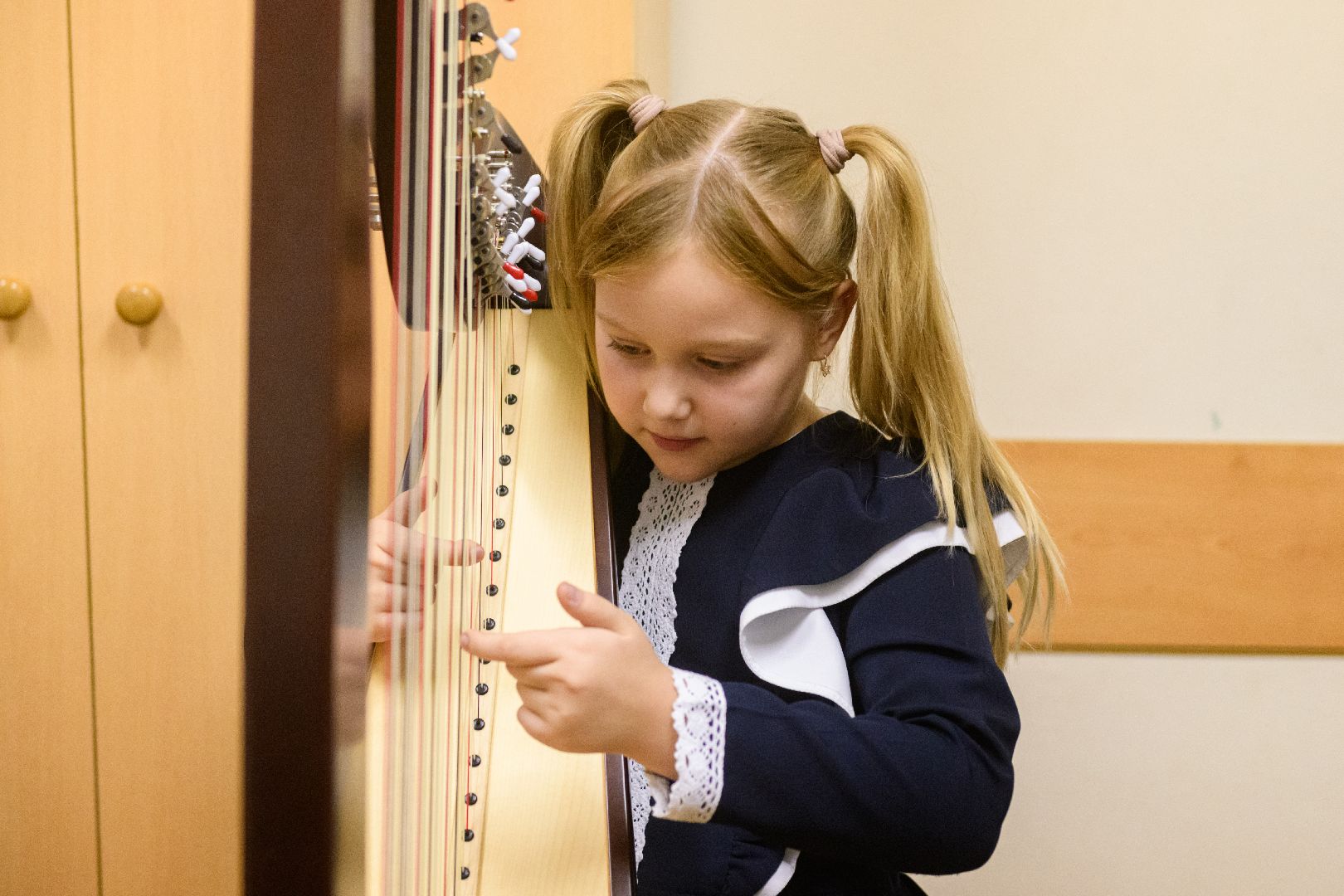 культура, образование, детская музыкальная школа, лыткарино, новый предмет, арфа, молодой педагог,
