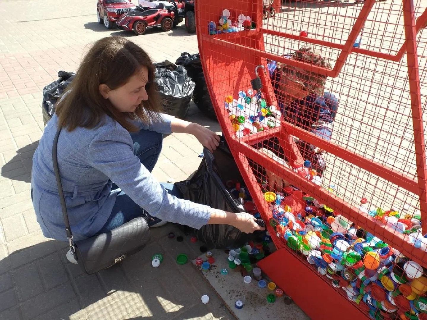 добрый пластик, вторсырьё, благотворительность, Лосино-Петровский, волонтёры