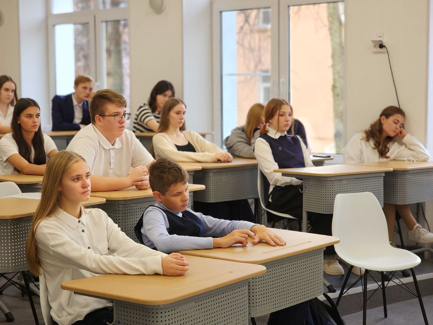 дубна, лицей кадышевского, профориентационный урок, билет в будущее,