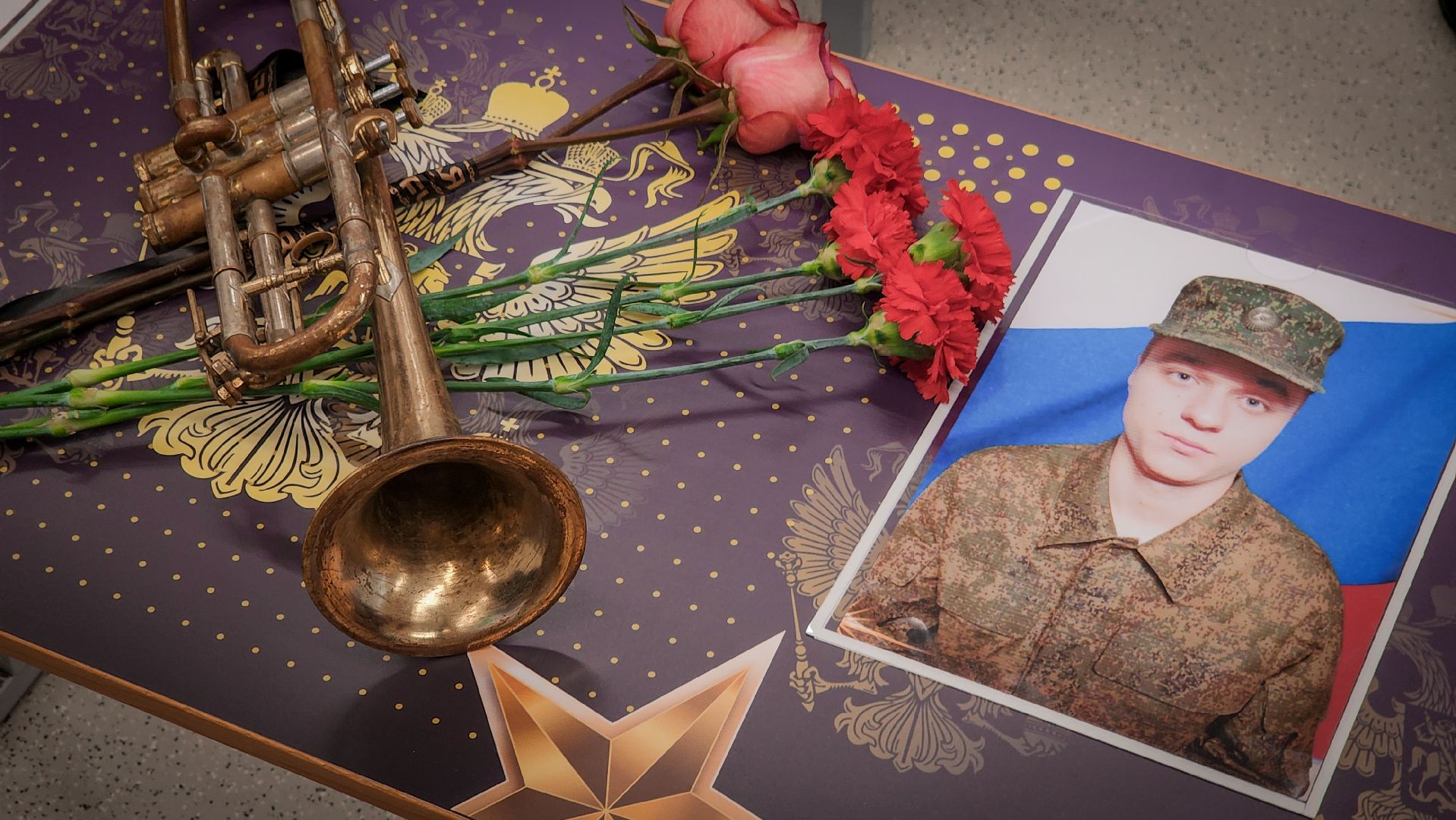 бронницы, парта героя сво, открытие парты героя в бронницах , парта героя в автомобильно-дорожном колледже ,