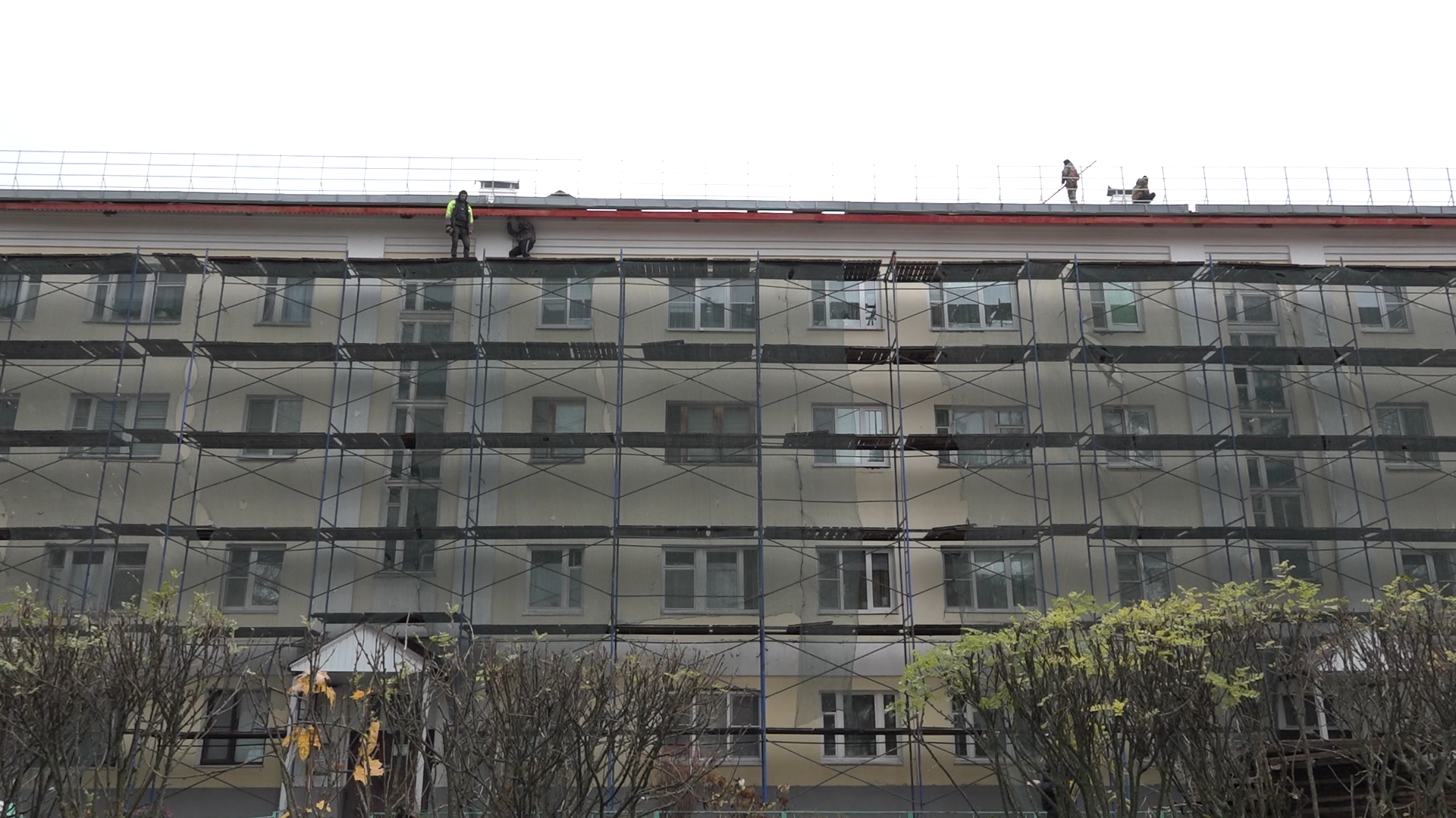 дос, дом офицерского состава, власиха дос, капремонт кровли, двускатная крыша,