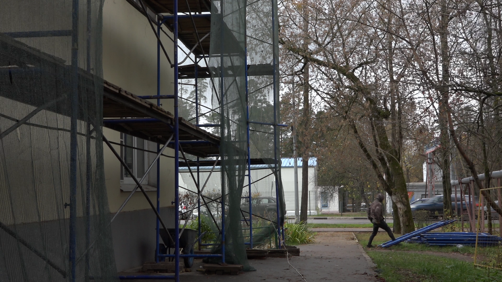 дос, дом офицерского состава, власиха дос, капремонт кровли, двускатная крыша,