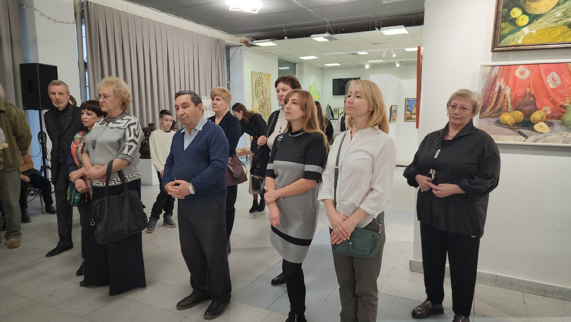 выставка фарфора, дулевский фарфор, орехово-зуевский округ,выставочный зал,