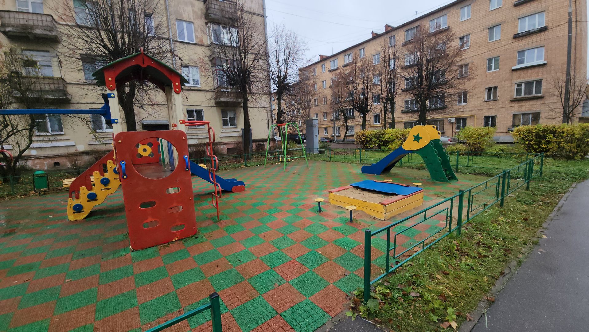 серпухов, улица луначарского, комбинат благоустройства, лежачие полицейские,