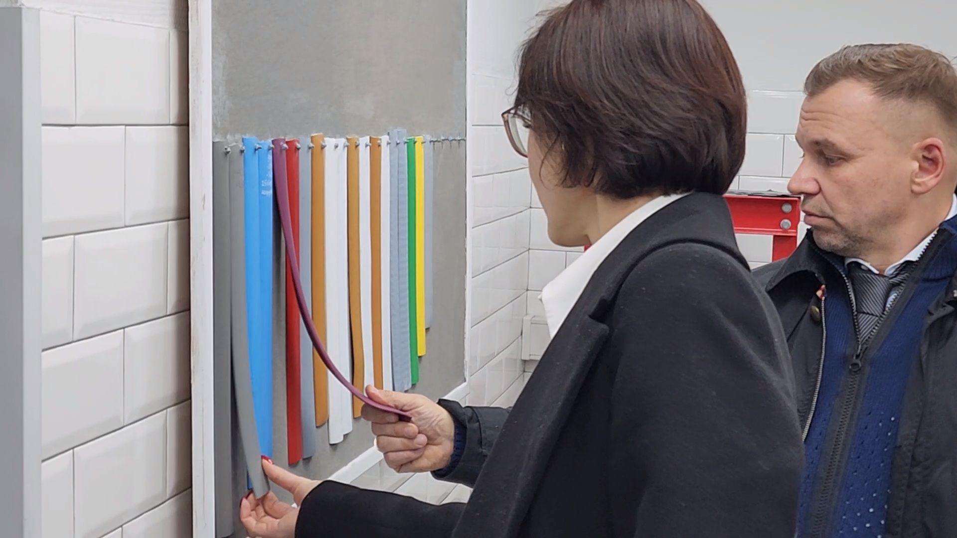 чехов, село новоселки, компания полимер компаунд, производство полимерных смесей, уплотнители, шланги, кабели, расширение производства, новые рабочие места, учебный центр, новые виды продукции, меры поддержки, земельный участок, земля без торгов,  постановление губернатора подмосковья,  заместитель главы округа наталья маминова, управление промышленности инвестиций и предпринимательства, екатерина зыкова, генеральный директор алексей чижмаков, субсидии,