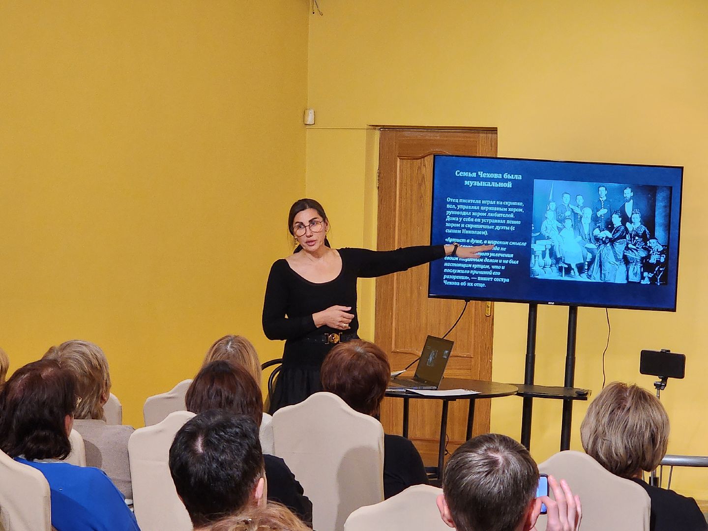 чехов, село мелихово, музей-заповедник мелихово, акция ночь в музее, музыка, концерт, живопись, скульптура, мастер-классы, экскурсии,всероссийская акция, лекции, рисунки чехова, чехов и музыка,скрипач георгий ибатулин,пианист егор сидоров, художник антон чубаков,скульптор елена милейко,