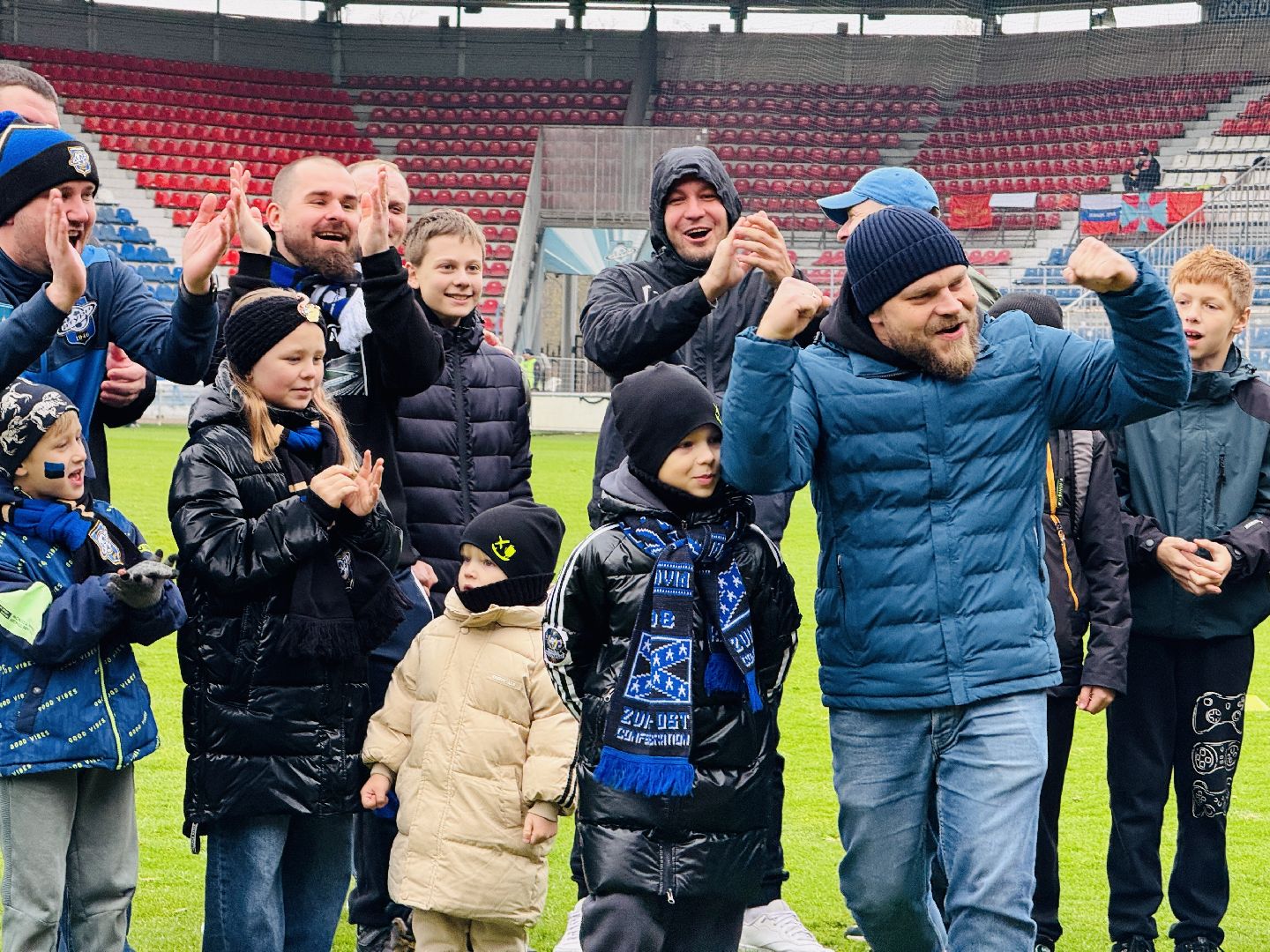 раменское, футбол, раменский сатурн, леон сатурн, футбольные фанаты,