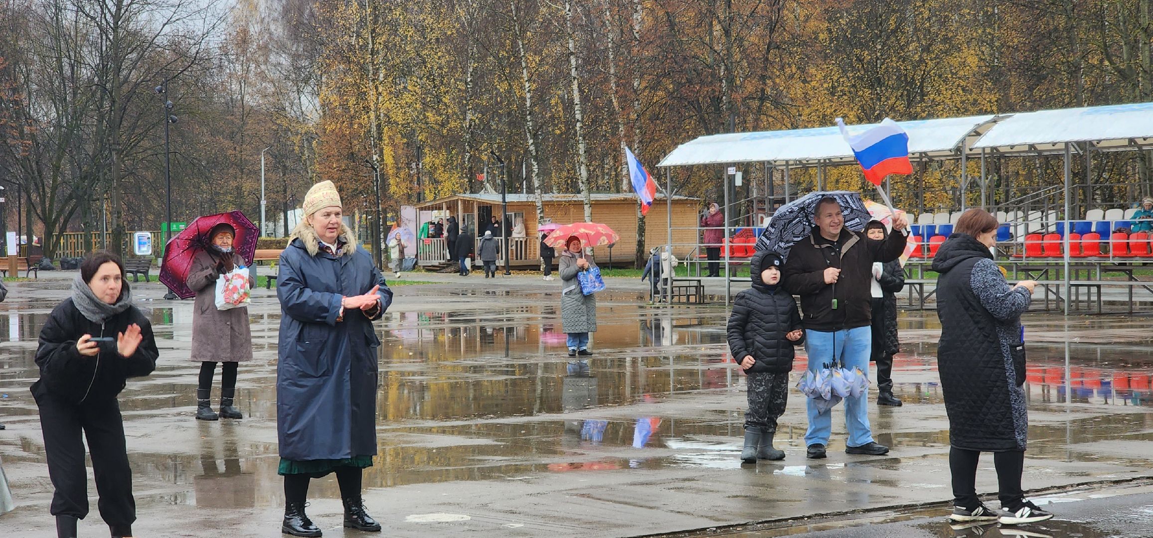 долгопрудный, 4 ноября, день народно единства, центральный парк, мастер-класс, матрешка, песня небо славян, русский рок,
