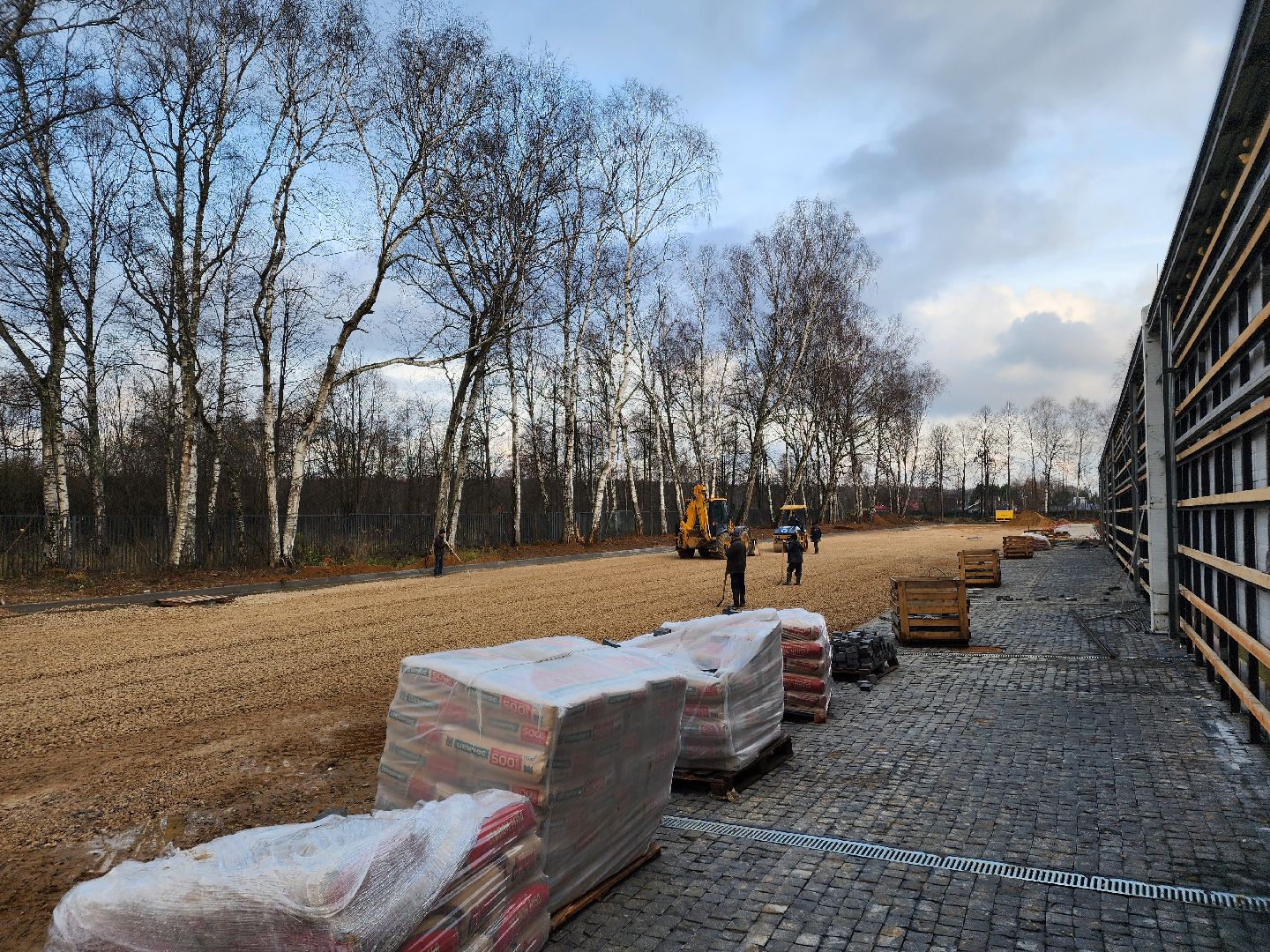 чехов,село мелихово, инженерно-технический корпус, строительство , реконструкция , обустройство автостоянки, парковка, объездная дорога, проезды и проходы, подготовка основы, асфальтирование, спецтехника,поручение губернатора подмосковья,