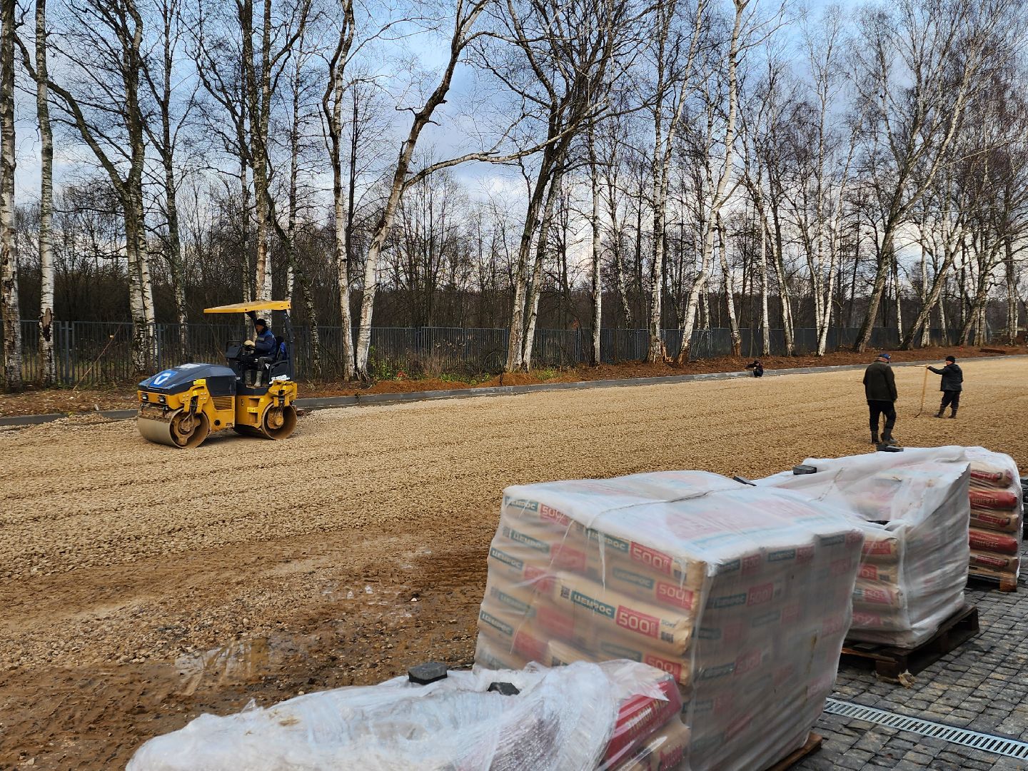чехов,село мелихово, инженерно-технический корпус, строительство , реконструкция , обустройство автостоянки, парковка, объездная дорога, проезды и проходы, подготовка основы, асфальтирование, спецтехника,поручение губернатора подмосковья,