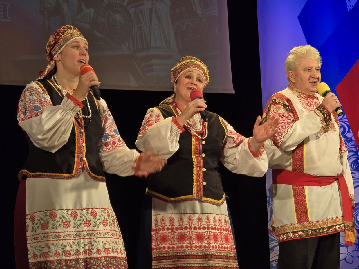 можайск, можайский муниципальный округ, подмосковье, день народного единства, праздник, женщина-герой 2025, общество, государственный праздник,