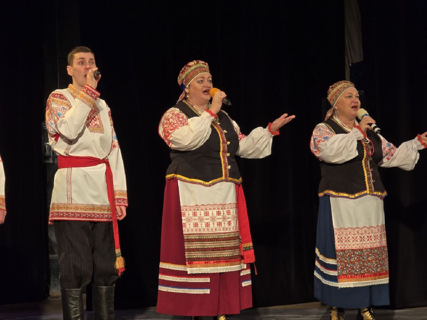 можайск, можайский муниципальный округ, подмосковье, день народного единства, праздник, женщина-герой 2025, общество, государственный праздник,