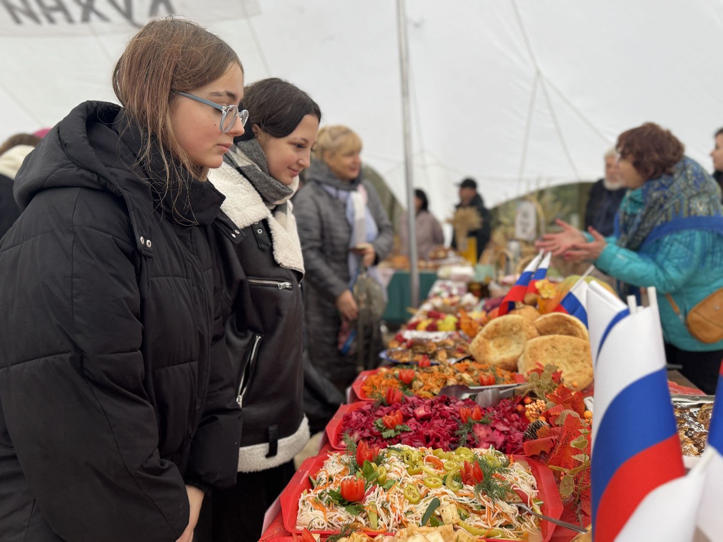 Сергиев Посад, день народного  единства, парк скитские пруды,
