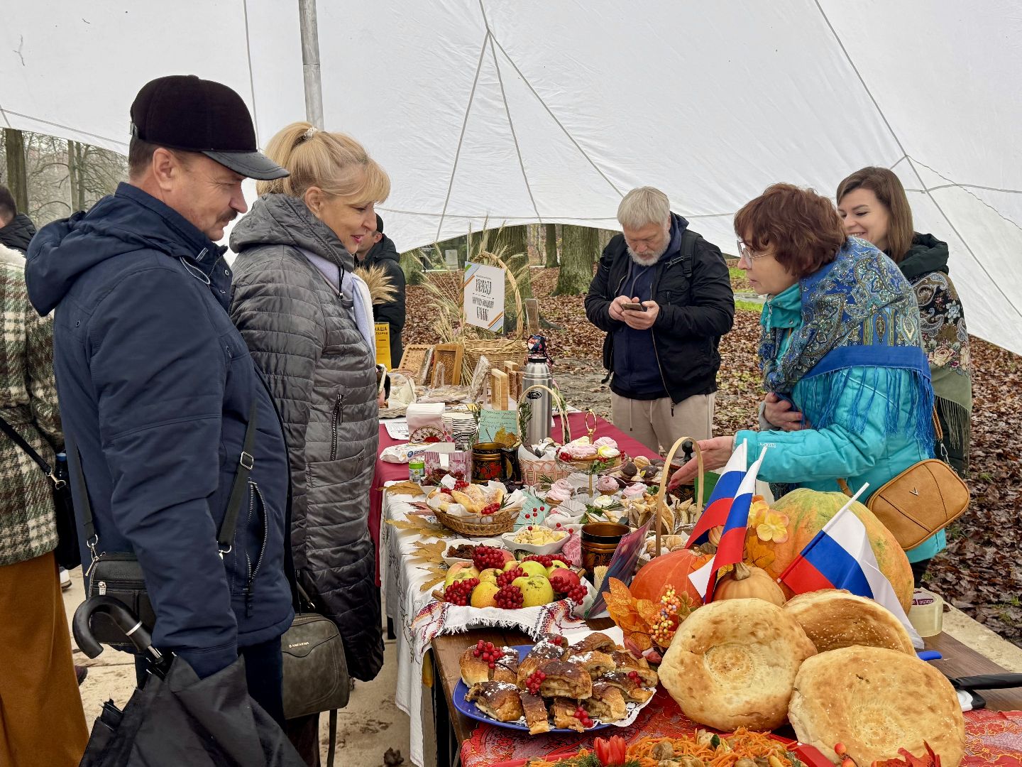 Сергиев Посад, день народного  единства, парк скитские пруды,