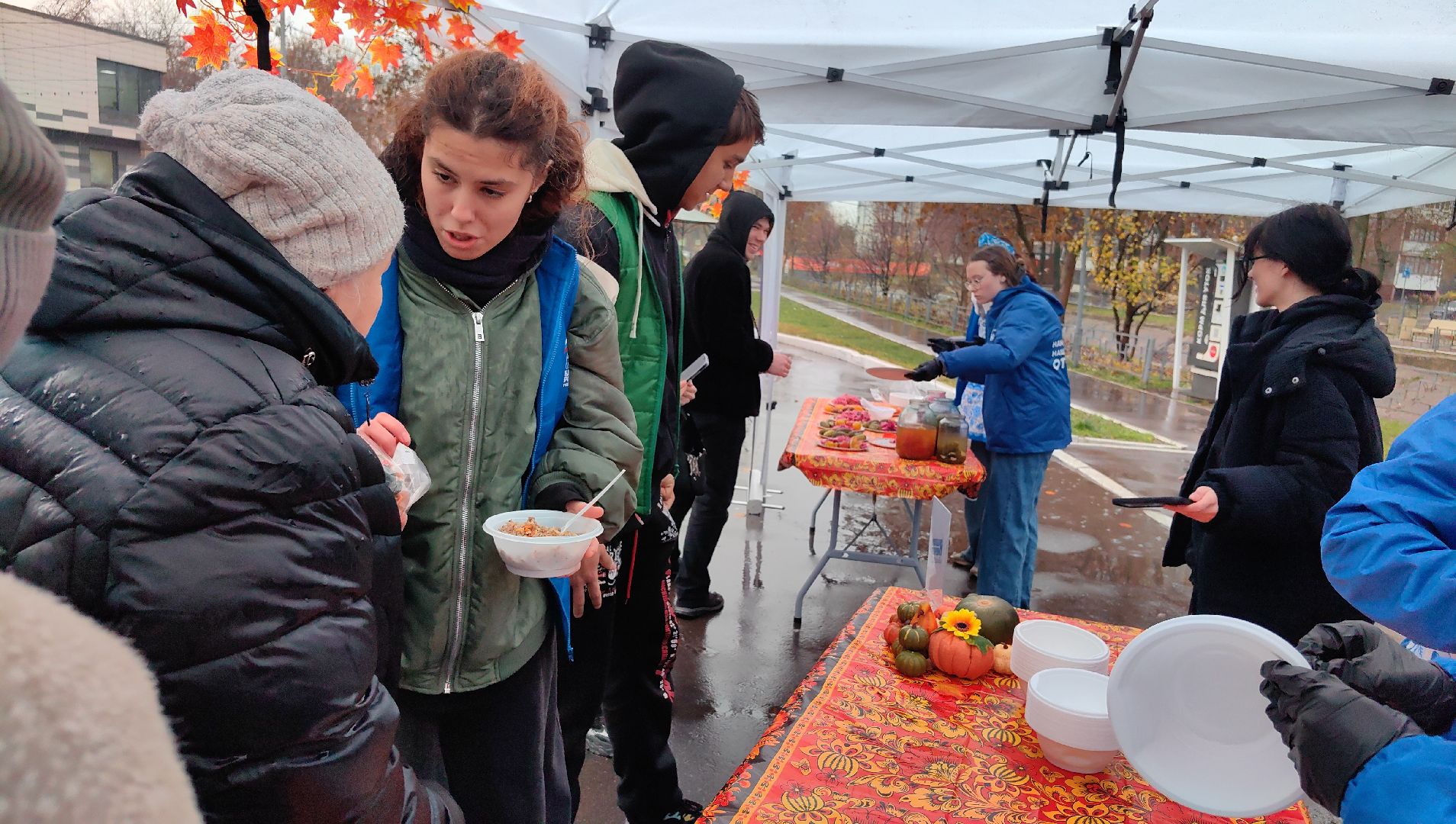 кокошник, кухня, яства, праздник, чай, баранки,