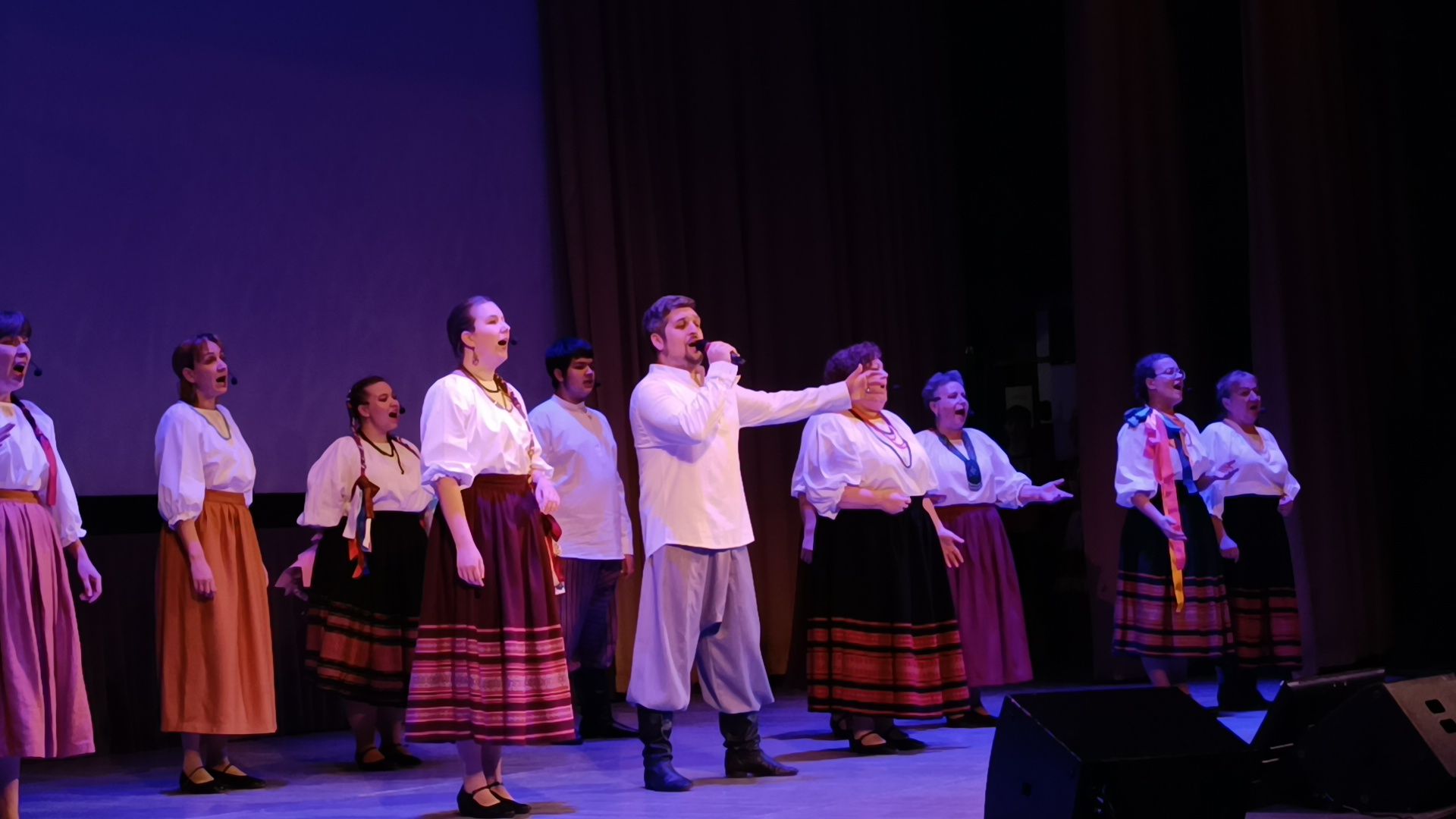 концерт, лобня, народные песни,