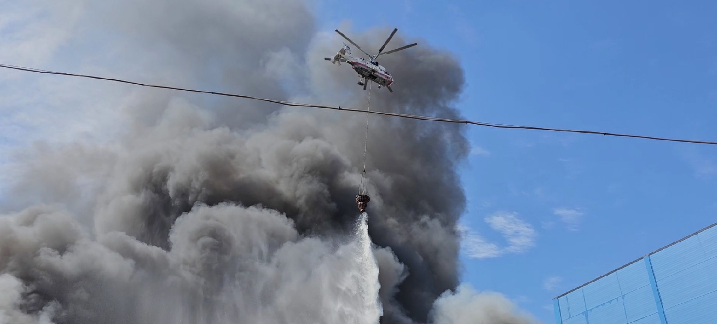 пожар, покрышки, склад, пожаротушение, МЧС, Дзержинский