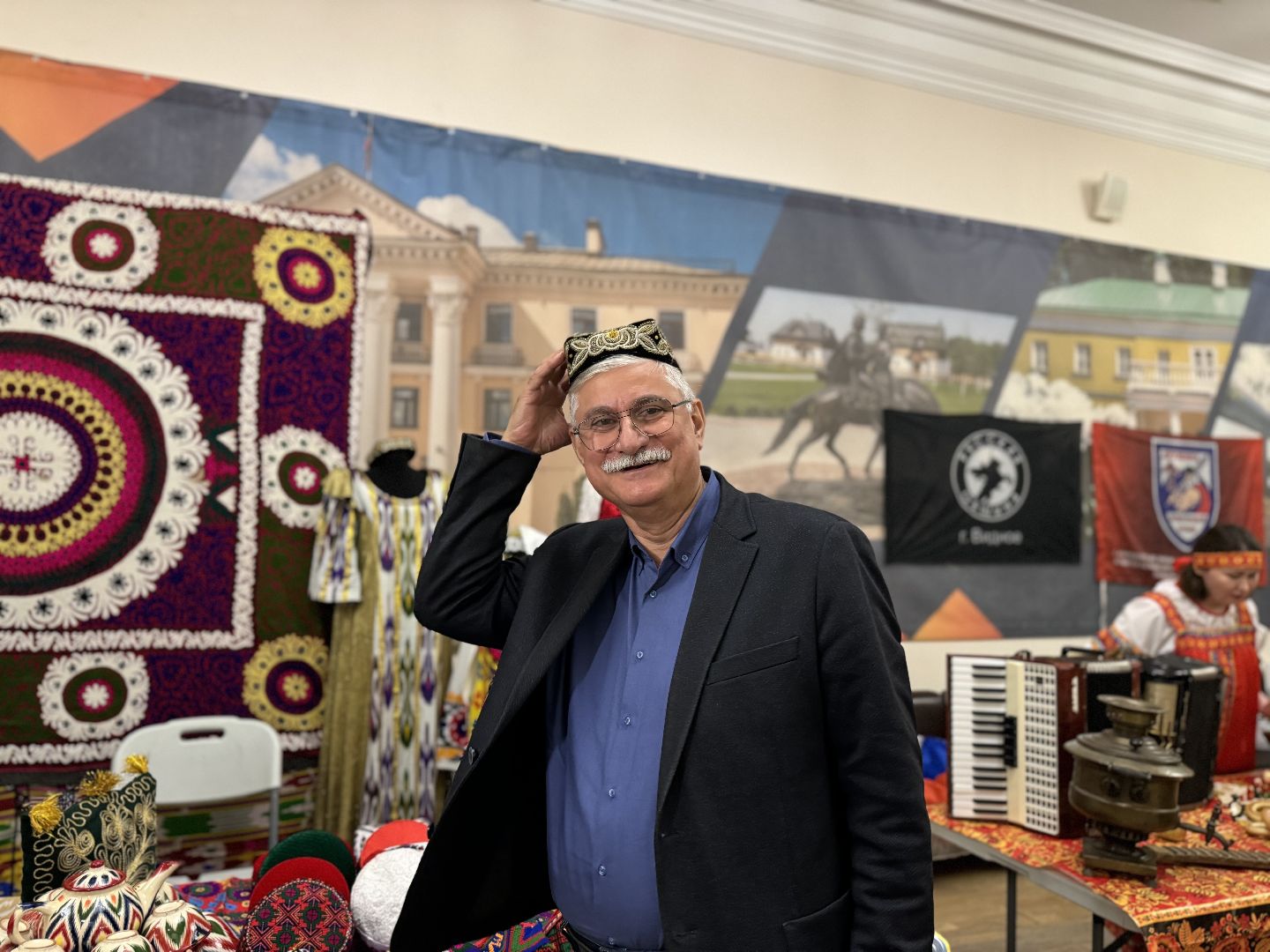 выставка достижений диаспор, диаспоры ленинского округа , дворец культуры видное,