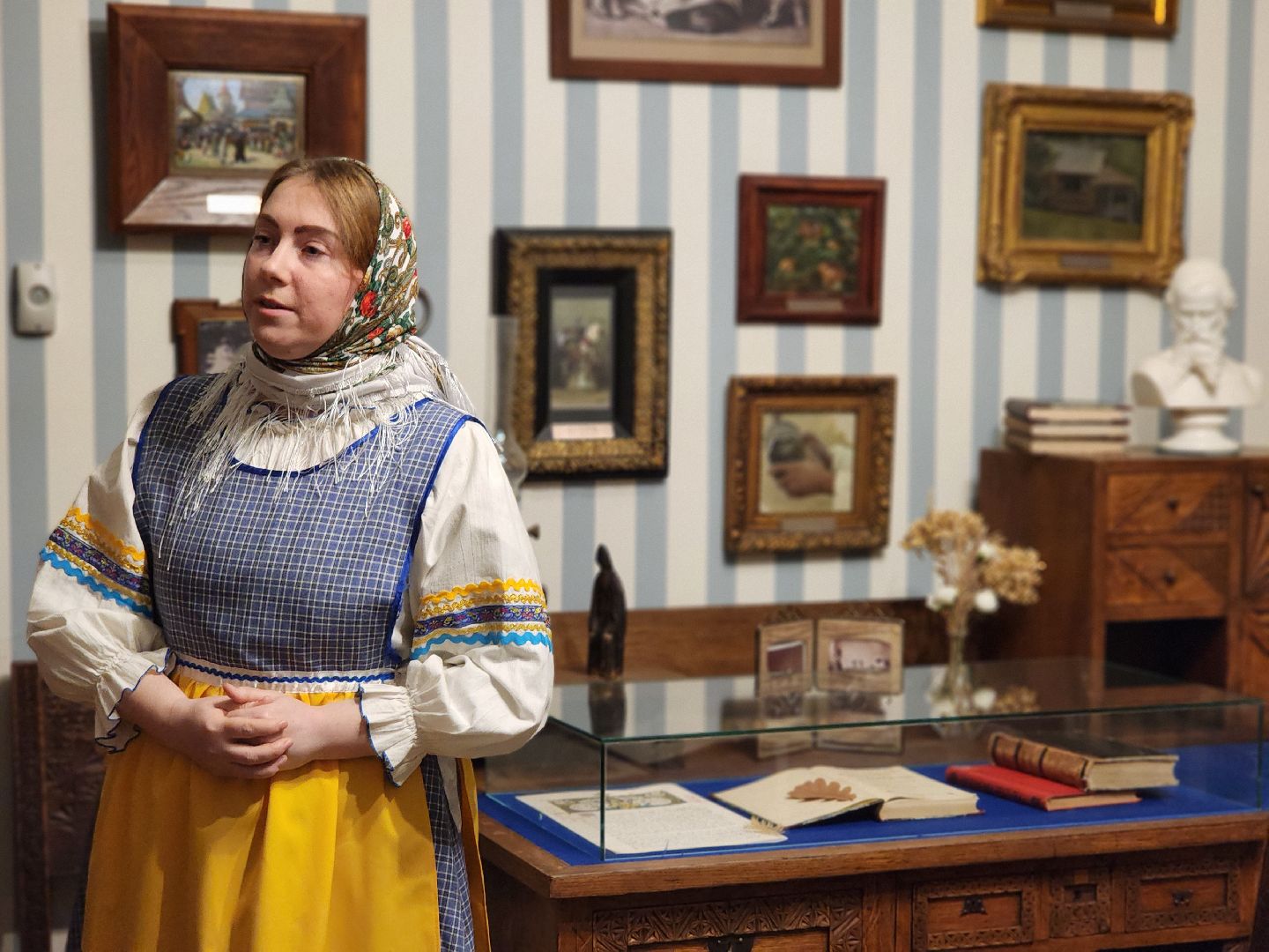 сергиев посад, сергиево-посадский городской округ, абрамцево, абрамцево-кудринская резьба, музей-заповедник абрамцево, театрализованная экскурсия, ночь искусств,мастер-класс,