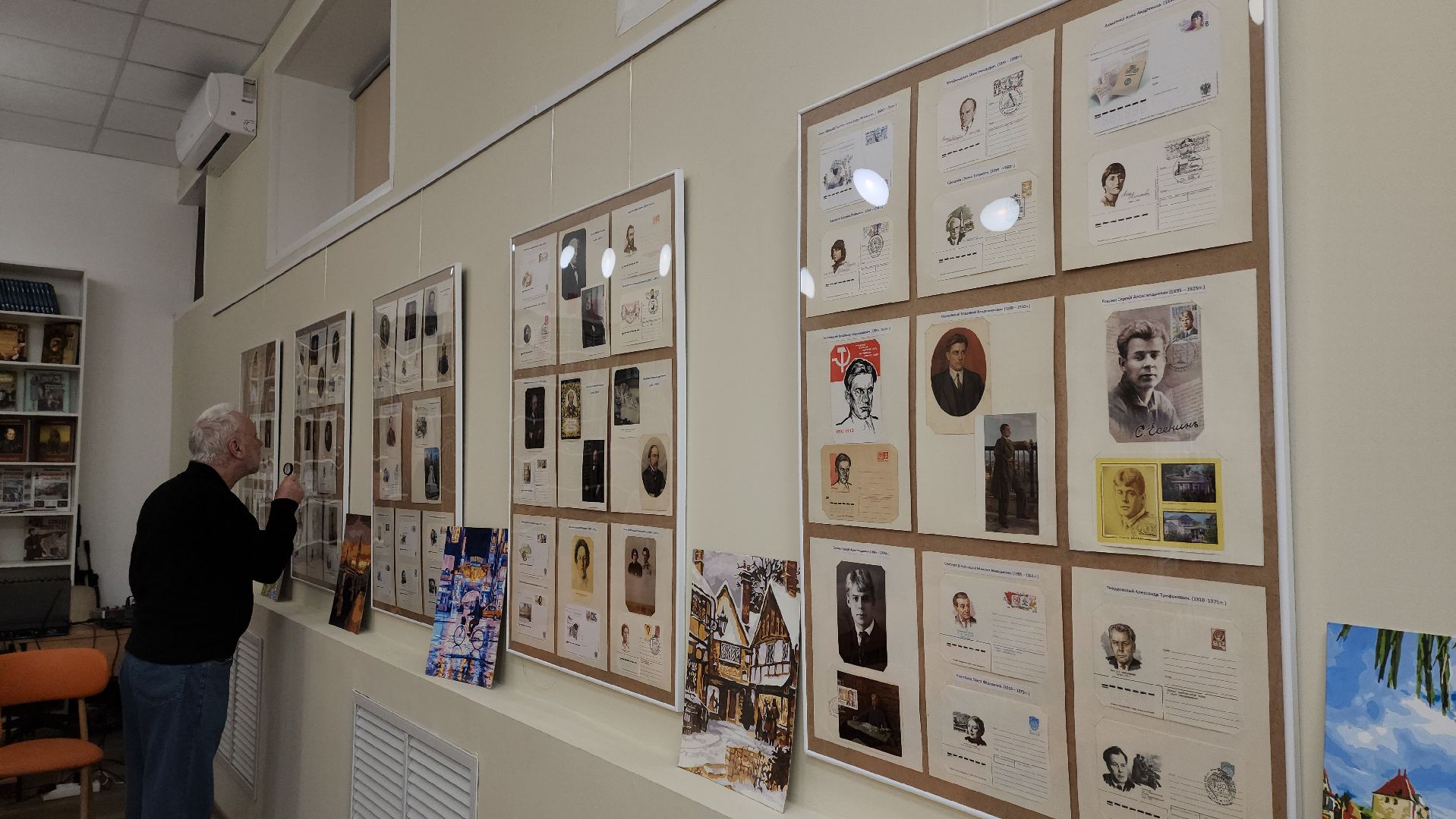 луховицы, выставка, библиотека им морозова, коллекционер,