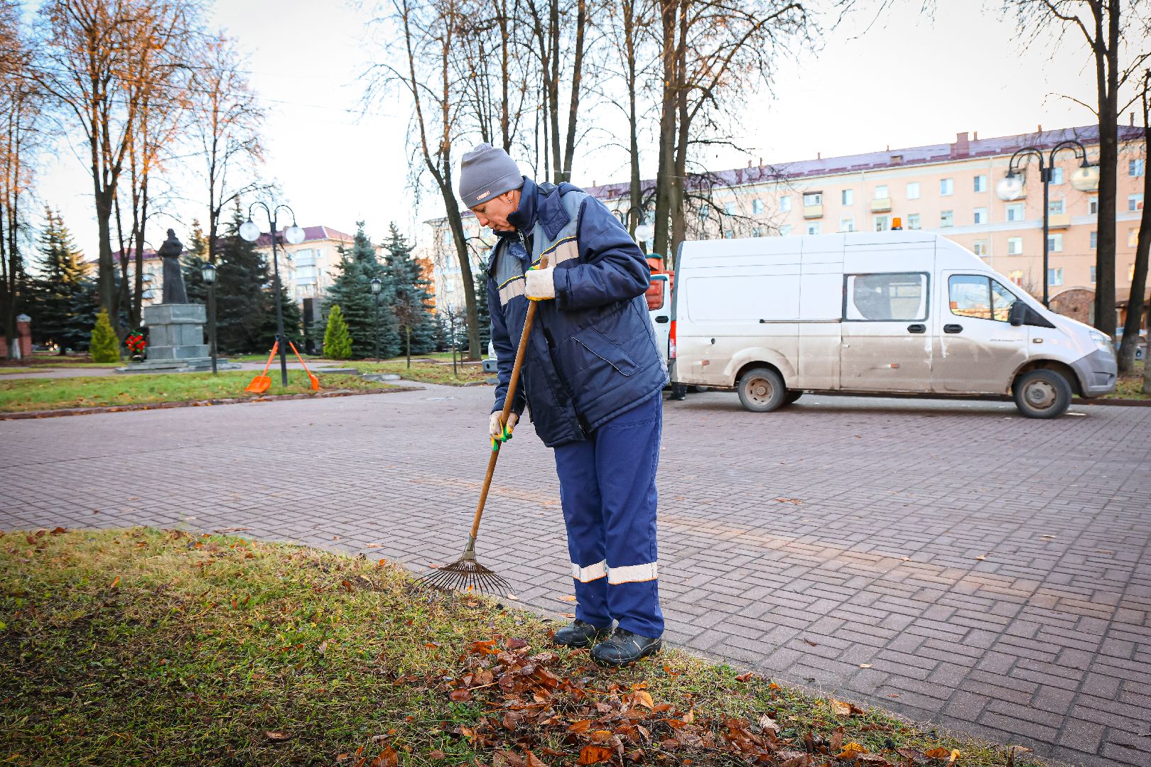 клин, благоустройство, уборка листвы, жкх,