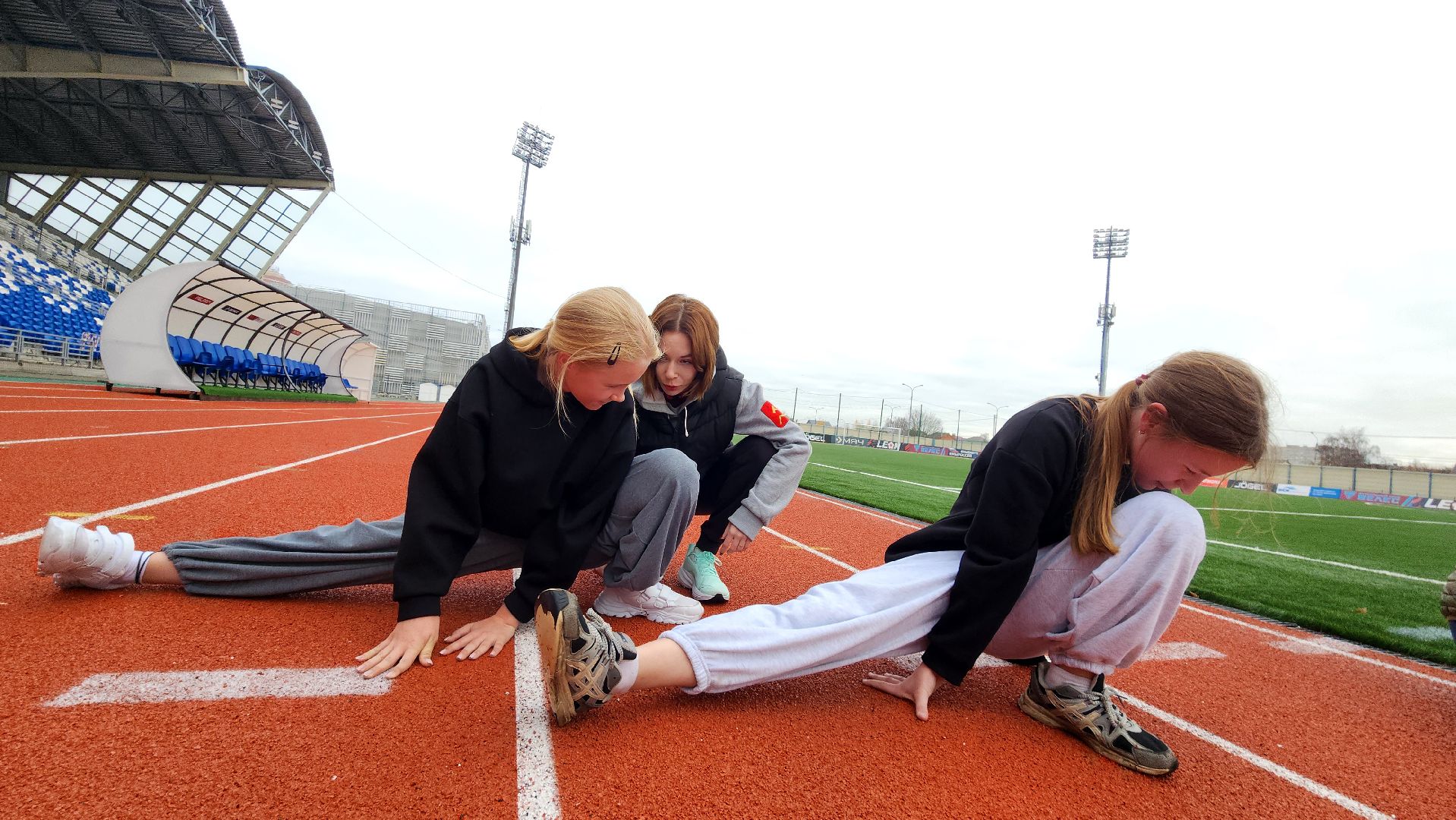 спорт, тренер, новая секция, авангард, стадион авангард, бег, гимнастика, атлетика, легкая атлетика,домодедово, подмосковье,
