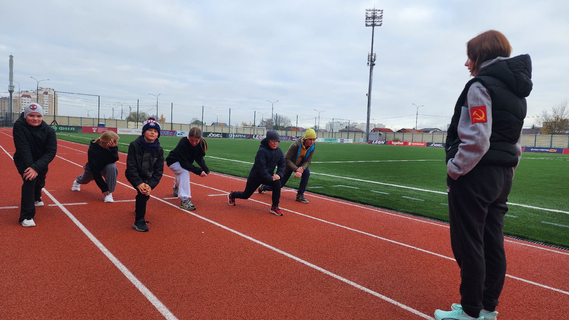 спорт, тренер, новая секция, авангард, стадион авангард, бег, гимнастика, атлетика, легкая атлетика,домодедово, подмосковье,