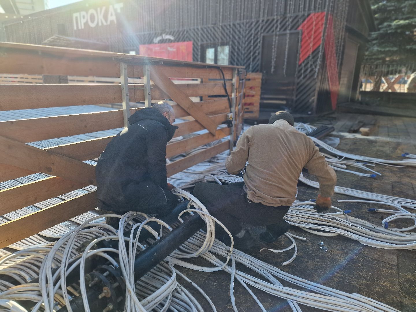 в парке пехорка балашихи устанавливают каток 2025, балашиха парк пехорка,