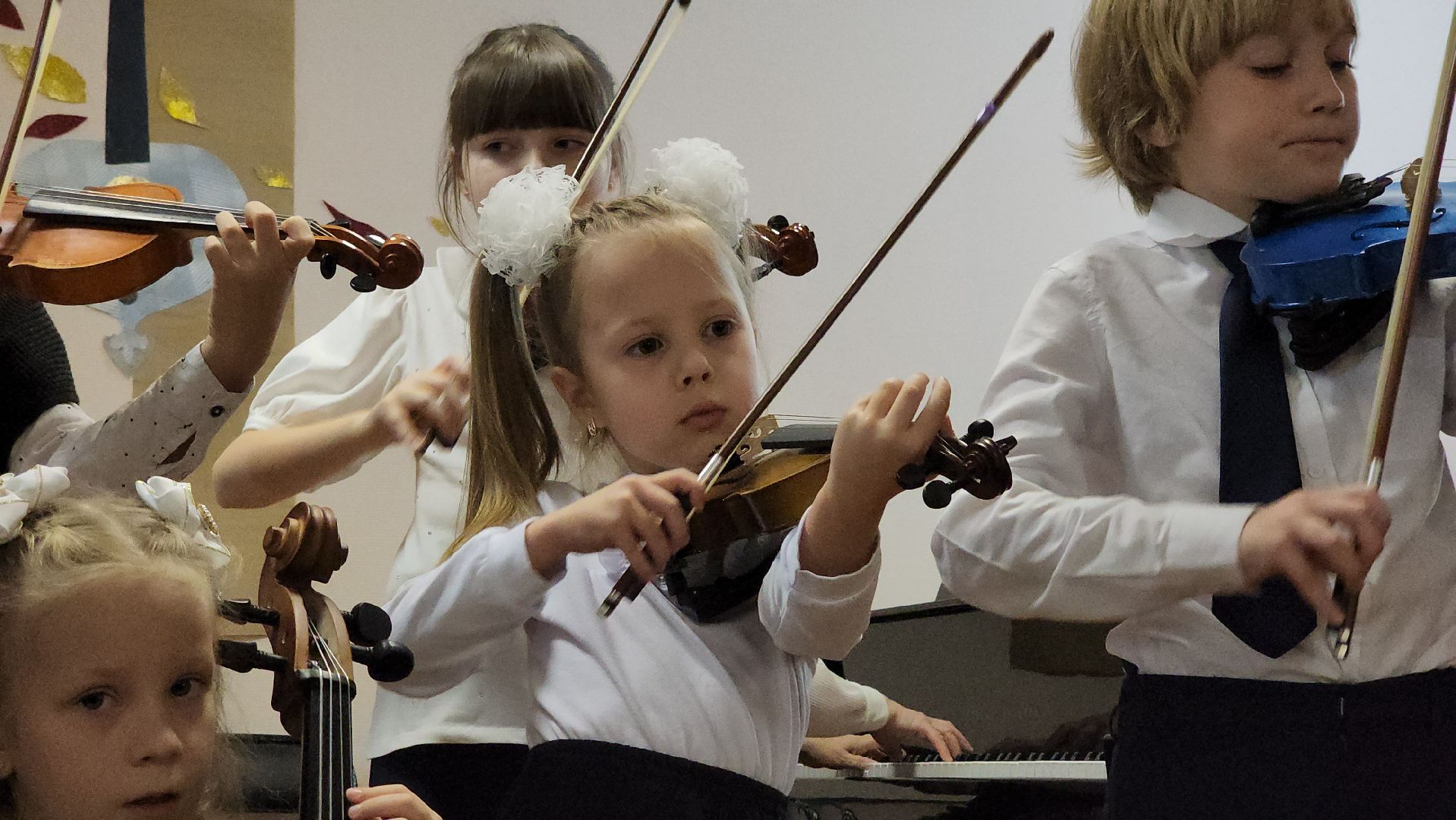 кашира, симфонический оркестр, детская школа искусств, дети, музыканты, скрипка, виолончель, контрабас,