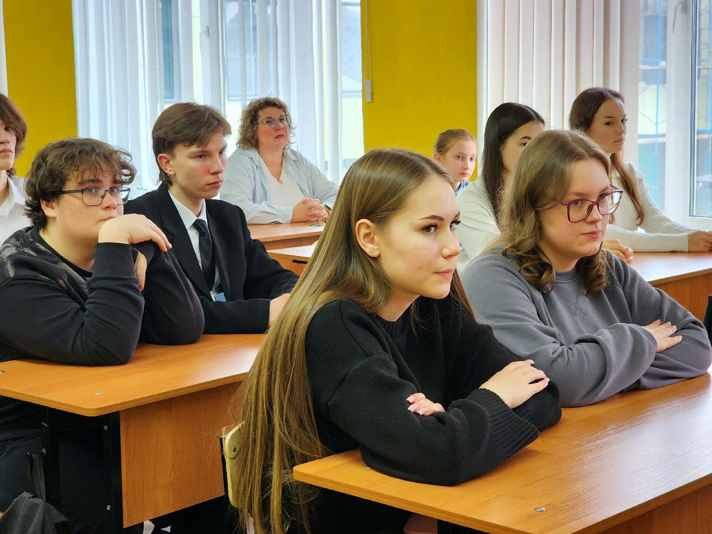 солнечногорск, прокуратура , школьники , мошенничество,