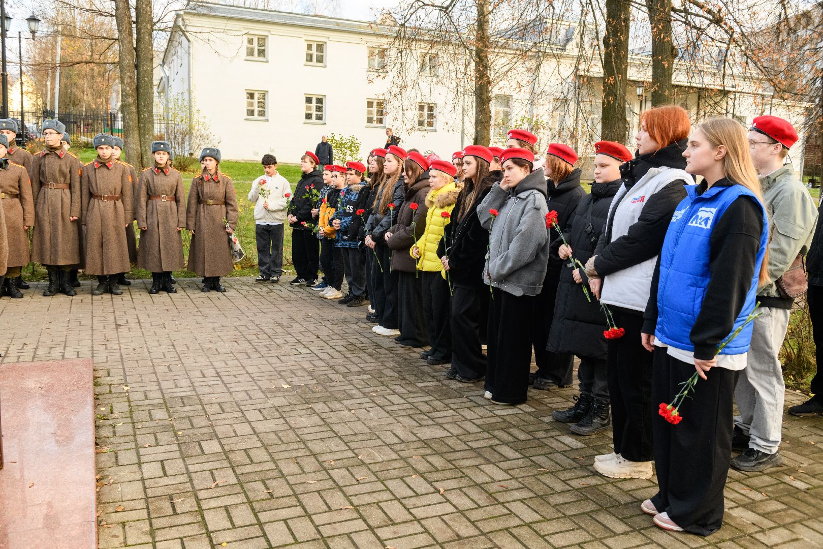 возложение цветов, общество, лыткарино,