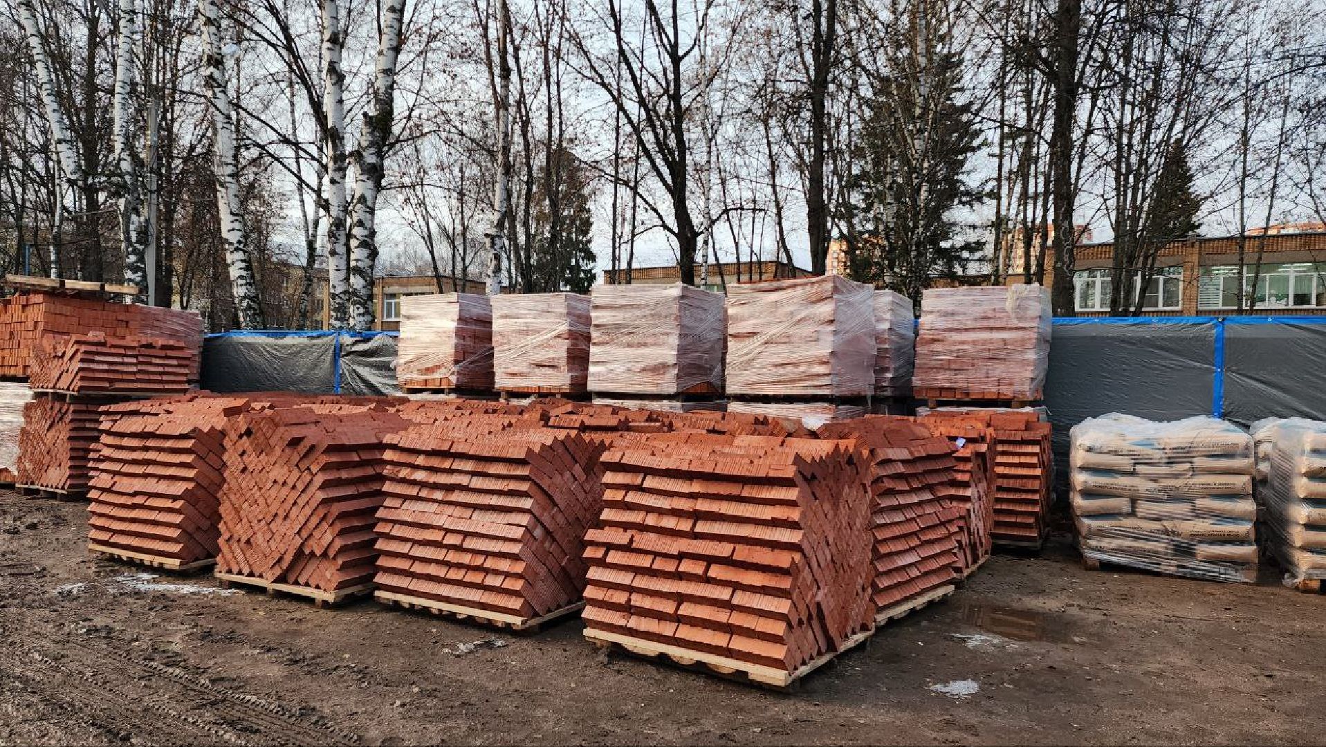 Лобня, Капитальный ремонт школы ,Ремонт кровли,