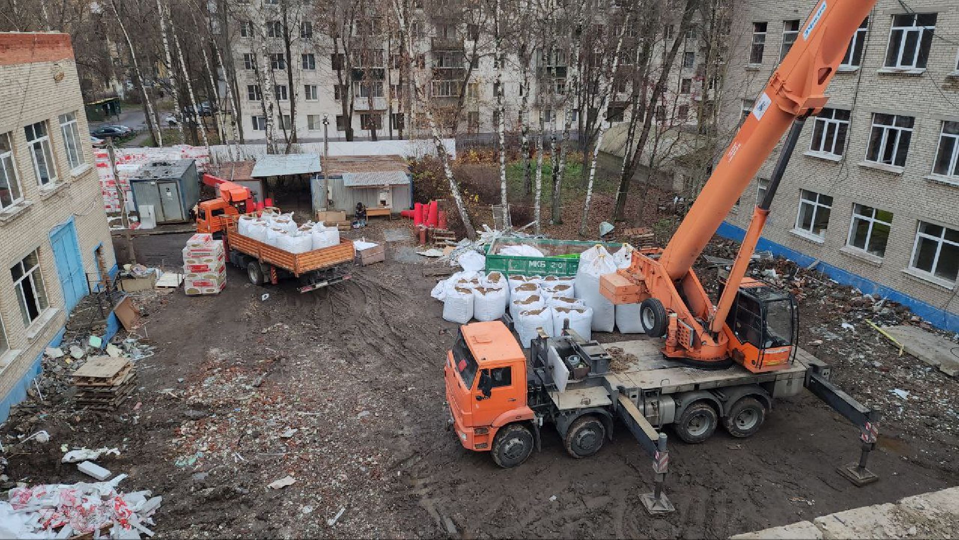 Лобня, Капитальный ремонт школы ,Ремонт кровли,