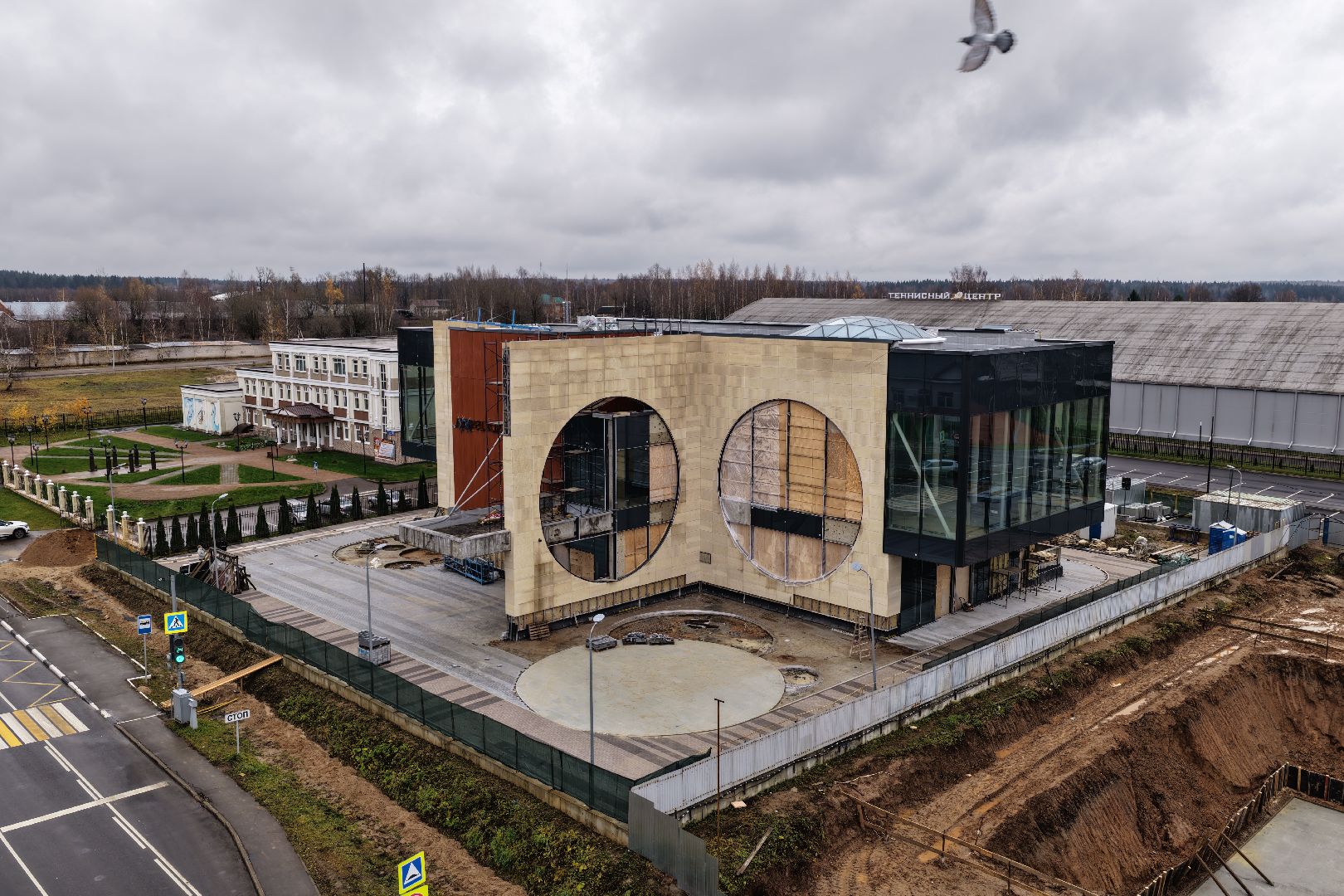 видео с коптера, дворец торжеств шаховская,