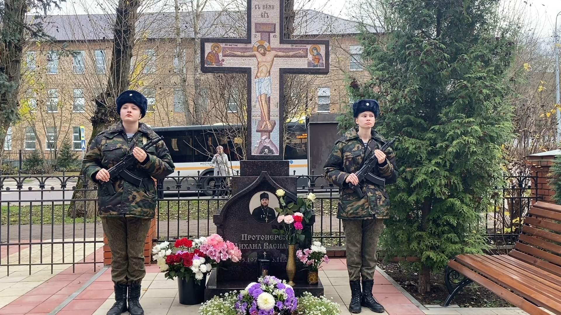 герой россии, отец михаил васильев, протоиерей михаил васильев, спецоперация на украине, храм рвсн во власихе,