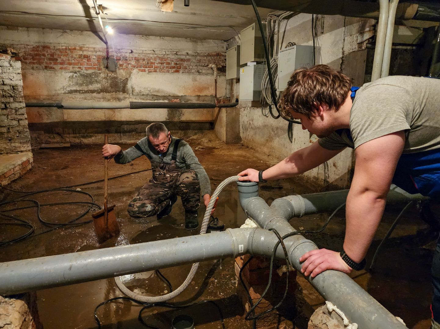 Средства гигиены, наполнитель, овощи и фрукты: подольские коммунальщики назвали самые частые причины засора канализации в домах