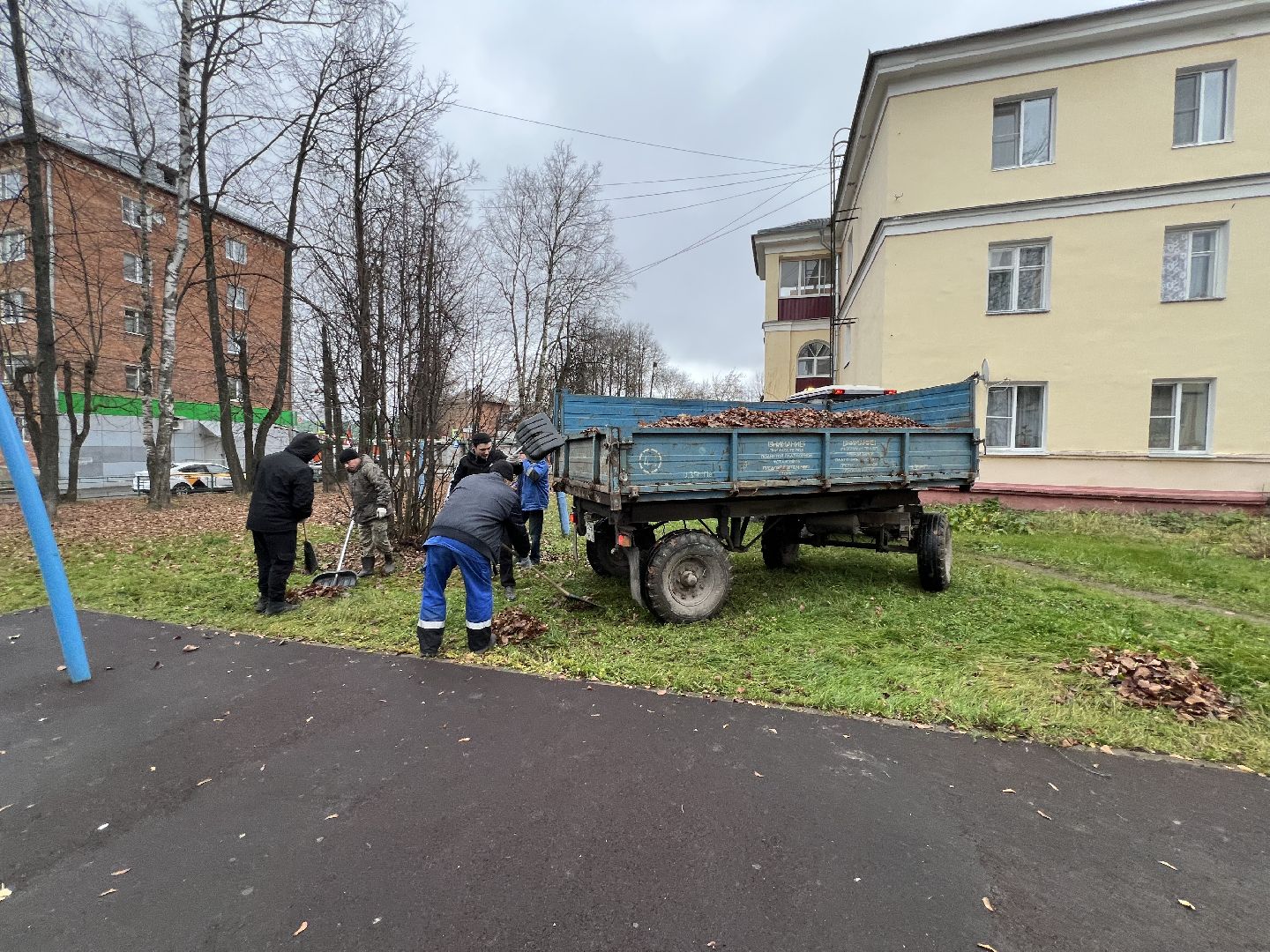 Уборка листвы талдом,  Талдомский округ, благоустройство 2025,