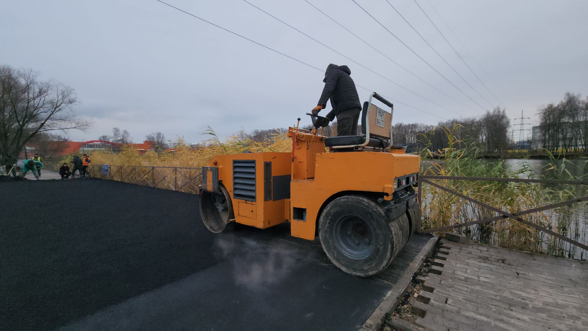 Асфальтирование , Асфальтирование тротуаров , укладка асфальта, Тротуары у пруда, Лобня,