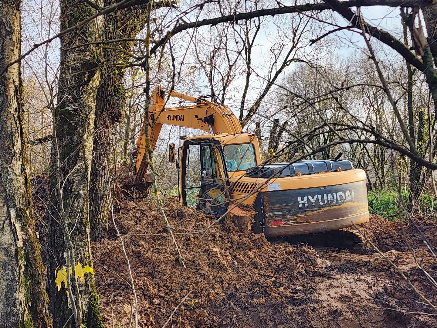 чехов, село мелихово, водопровод, трасса водоснабжения, строительство, обновление, модернизация, укладка новых труб хвс, холодная вода, траншея,  колодец,скажина, строительство камеры, запорная арматура, краны вентили,улучшение качества водоснабжения,