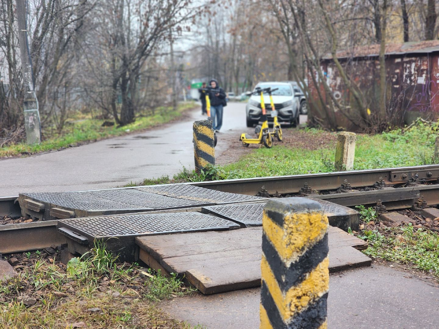 королёв, станция фабрика 1 мая, безопасность в королеве, железная дорога в подмосковье,