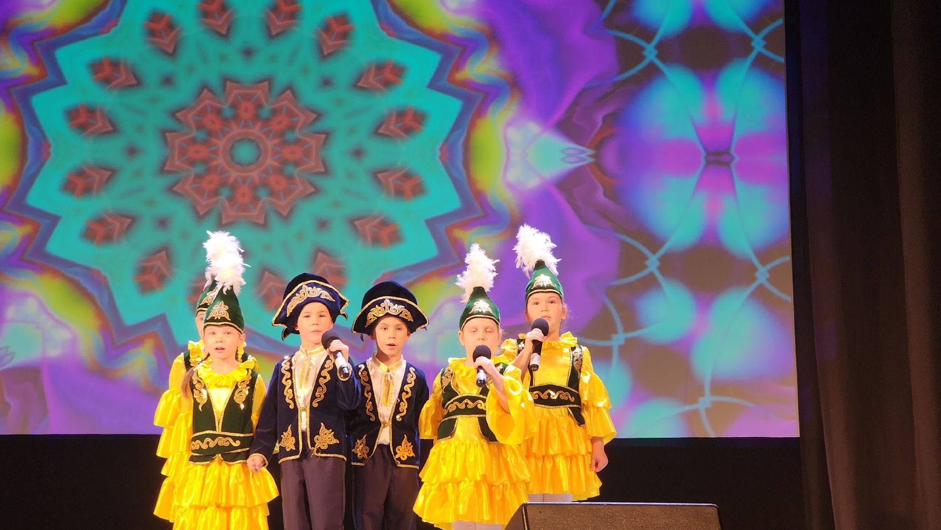 Общество , Культура , дружба народов,