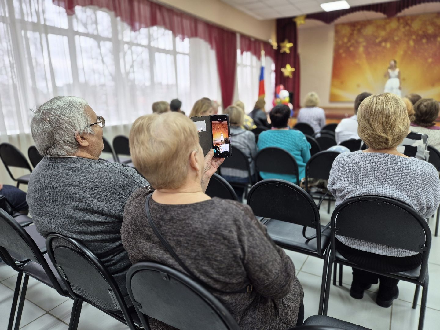 орехово-зуево, школьный концерт, день бабушек и дедушек,