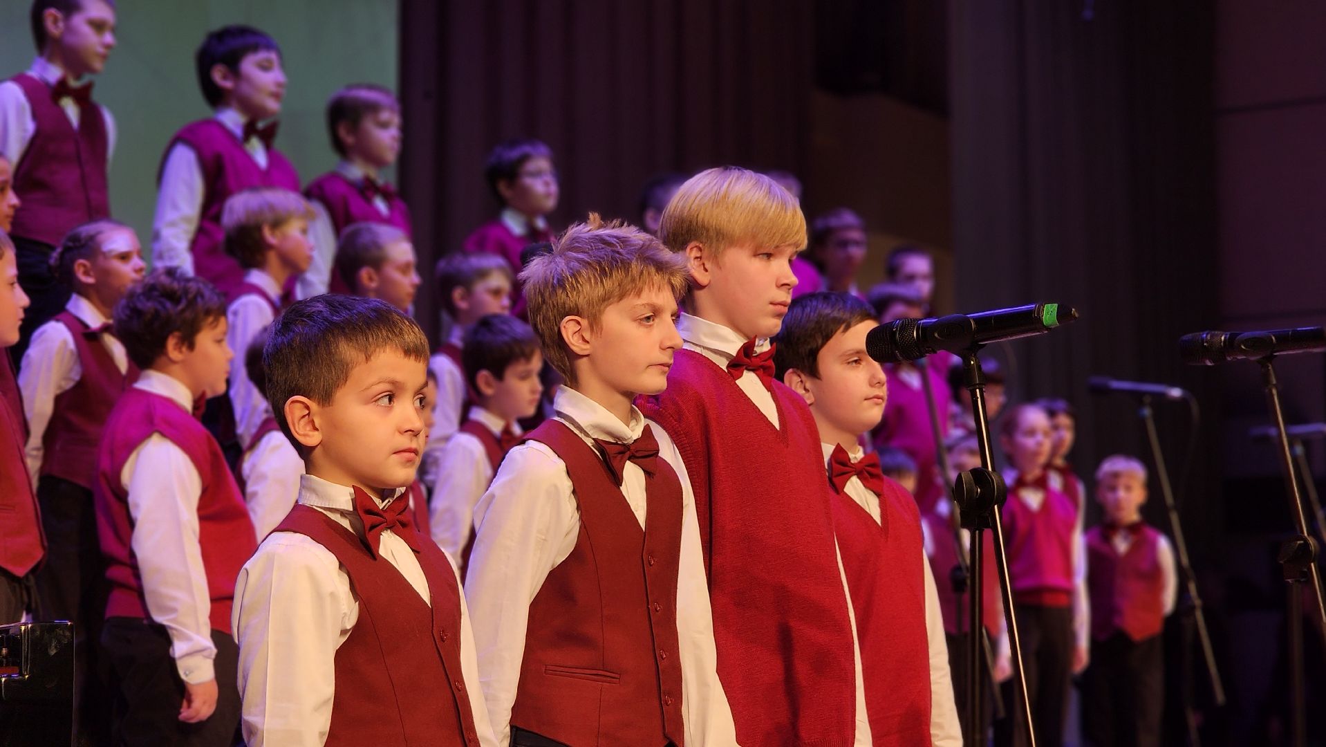 клин, музыка, дши им чайковского, биеннале, хор,