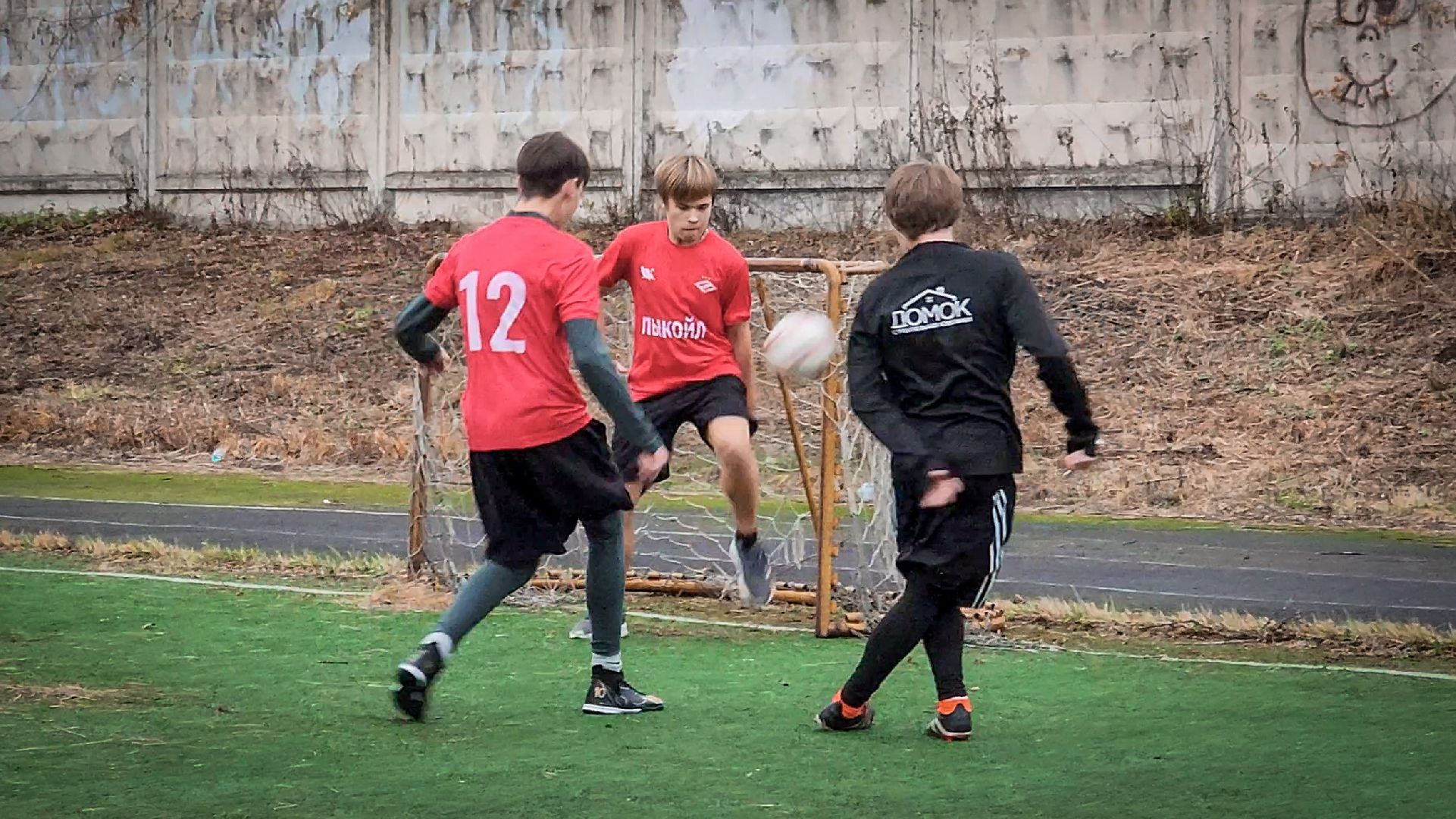 бронницы,  футбольная лига в бронницах, подростковая футбольная лига, гимназия имени пушкина в бронницах, футбол в бронницах,