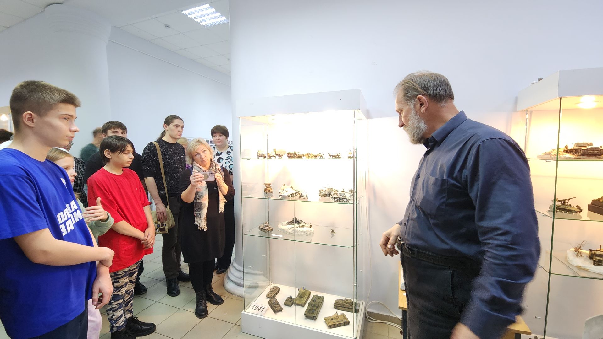 волоколамск, история игрушки, выставка, савельев,