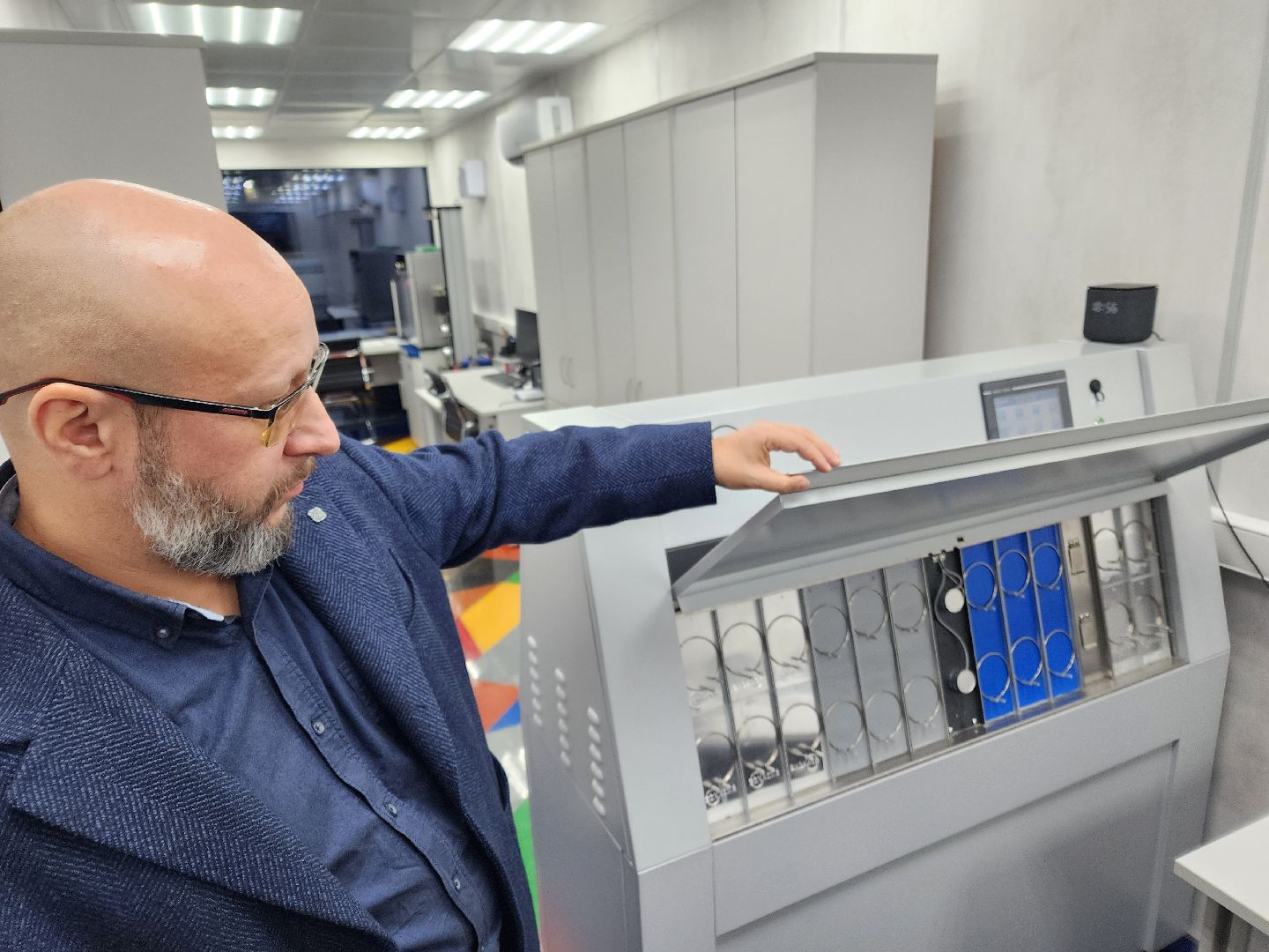 чехов, село новоселки, полимер компаунд, производство, полимерные смеси, программа импортозамещения, российское сырье, отечественная продукция, директор компании алексей чижмаков,новые технологии, лаборатория, новые рецепты смесей,грануляты, уплотнители для холодильников, шланги, оконный профиль, пвх,