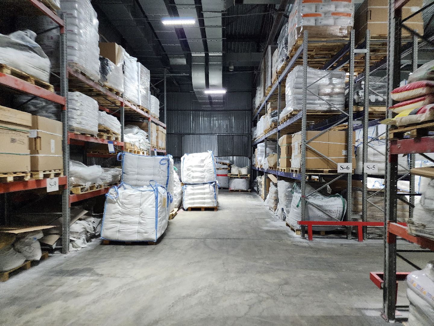 чехов, село новоселки, полимер компаунд, производство, полимерные смеси, программа импортозамещения, российское сырье, отечественная продукция, директор компании алексей чижмаков,новые технологии, лаборатория, новые рецепты смесей,грануляты, уплотнители для холодильников, шланги, оконный профиль, пвх,