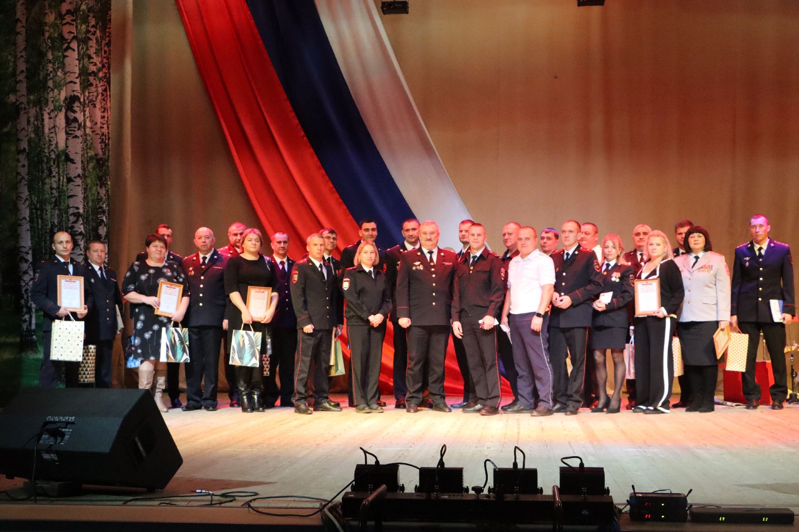 серебряные пруды, центральный дом культуры, день сотрудника органов внутренних дел,